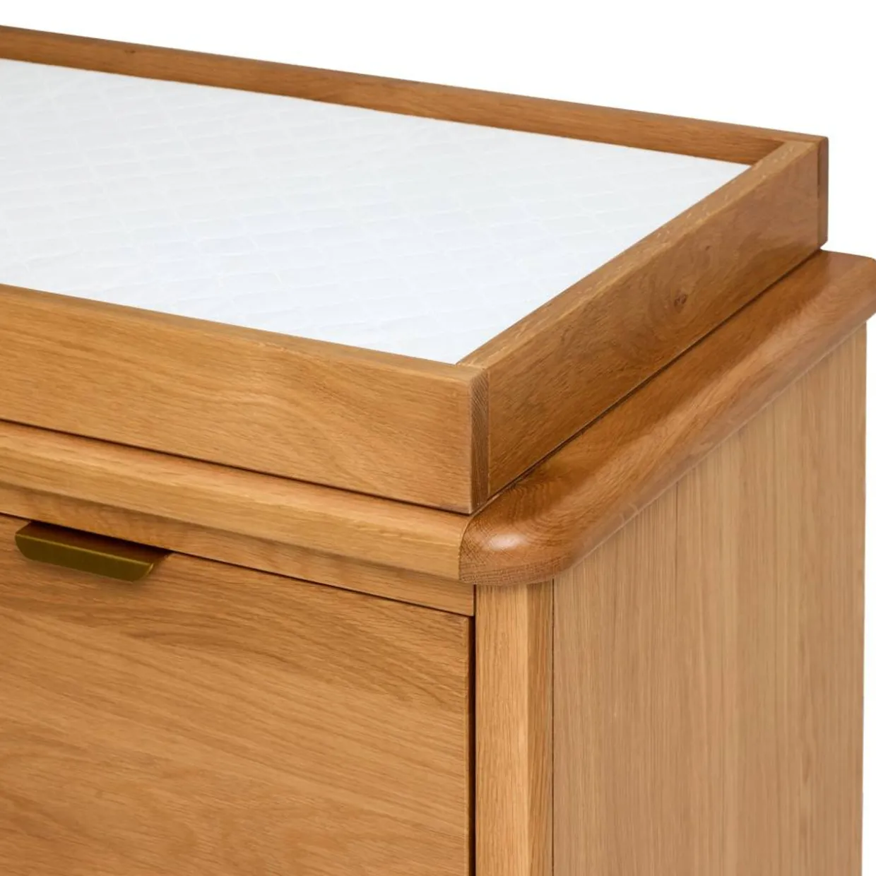 Cariboo George Dresser