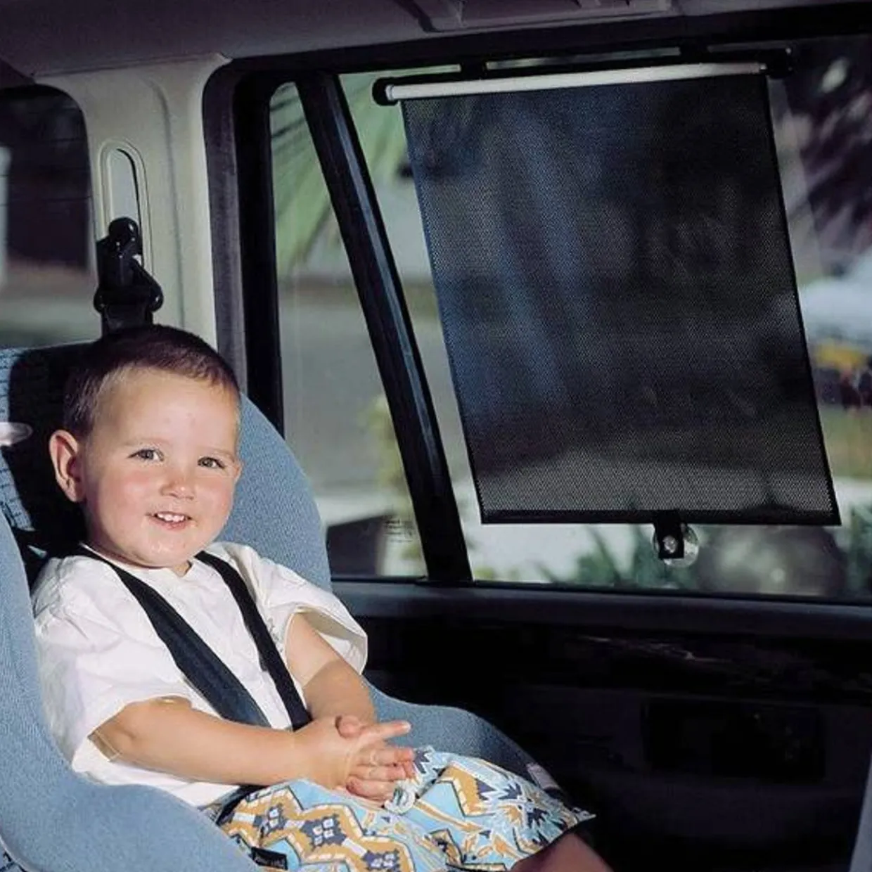 Dreambaby Adjustable Car Window Shade Roll Up 1pk