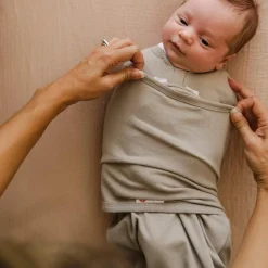 Embe Starter 2-way Swaddle