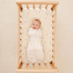 ergoPouch 2 in 1 Waterproof Fitted Bassinet Sheet