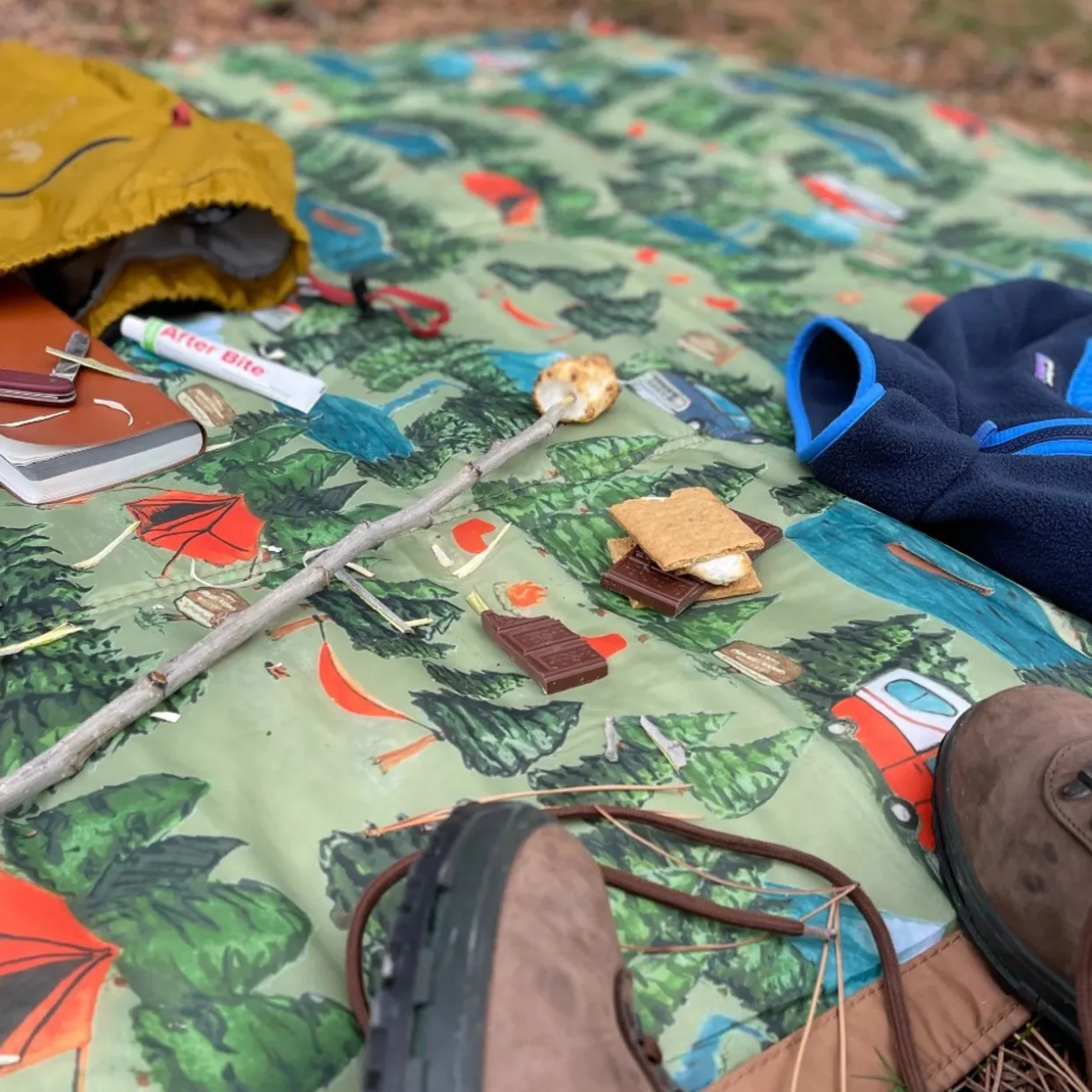 Little Unicorn - Outdoor Picnic Blanket - 5 x 5 (ft)