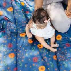 Little Unicorn - Outdoor Picnic Blanket - 5 x 10 (ft)