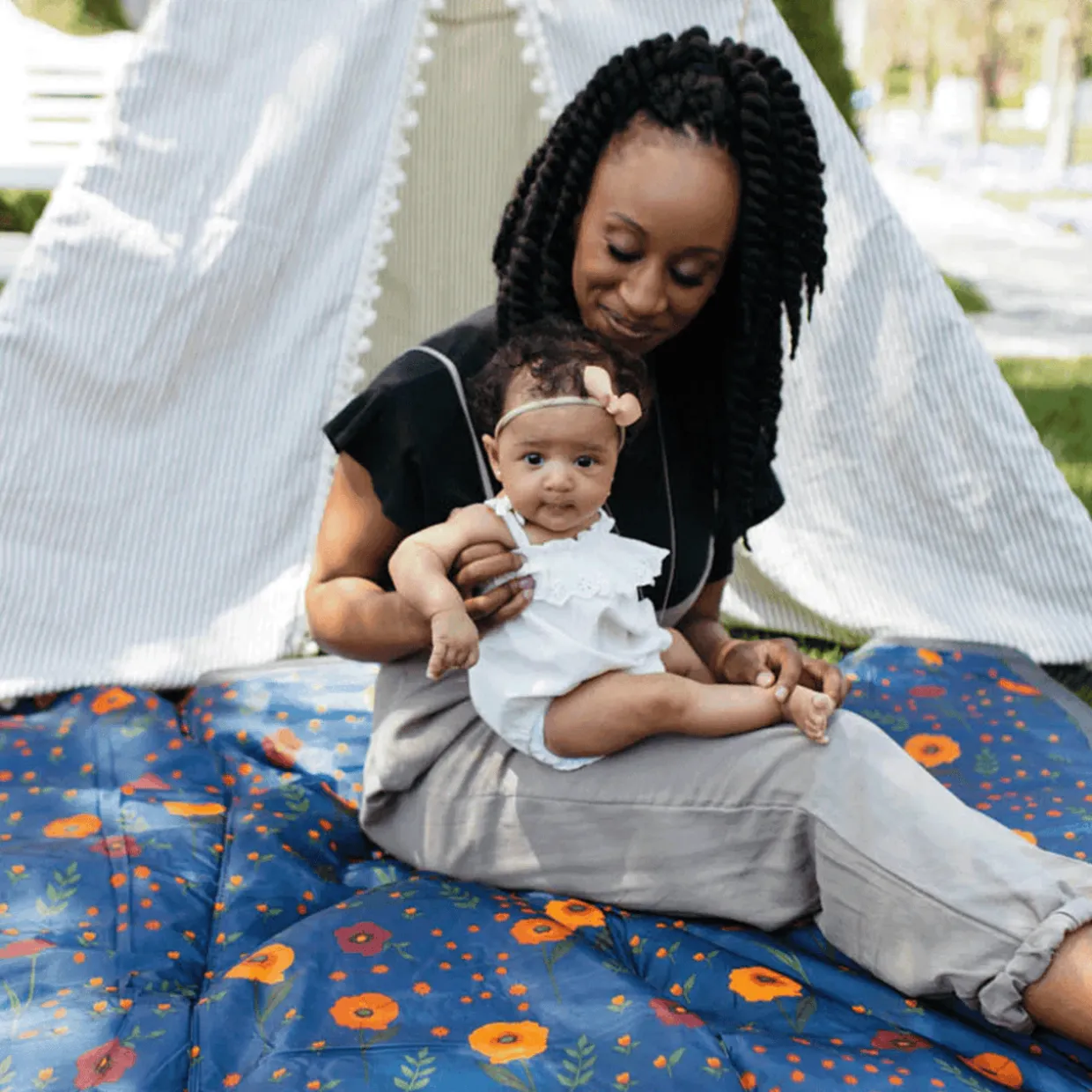 Little Unicorn - Outdoor Picnic Blanket - 5 x 7 (ft)