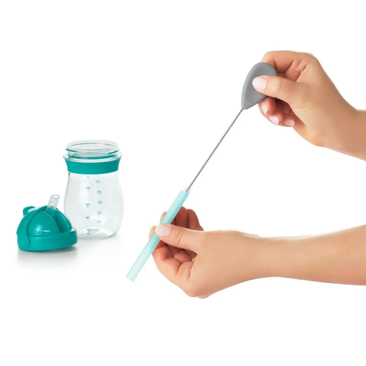 OXO Tot Water Bottle & Straw Cup Cleaning Set
