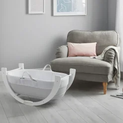 Shnuggle Dreami Moses Basket