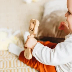 The Kiss Co - Pēpi Kiss - All Natural Teething Rattle