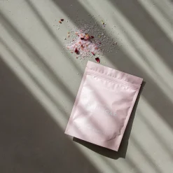 The Skin Kitchen - Vanilla Rose Bath Soak - Clearance